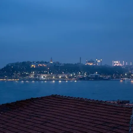 Apartment Bosphorus View In Superior Flat