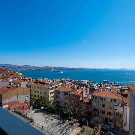 Bosphorus View In Superior Flat Apartment