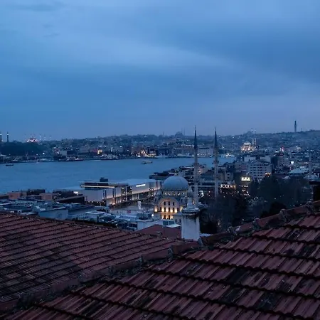Bosphorus View In Superior Flat Apartment Istanbul